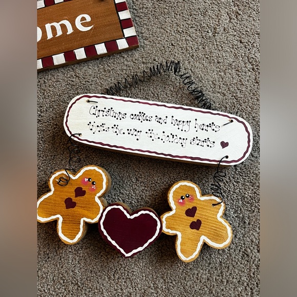 Holiday/Christmas Wooden Gingerbread Wall Decor - Picture 2 of 6